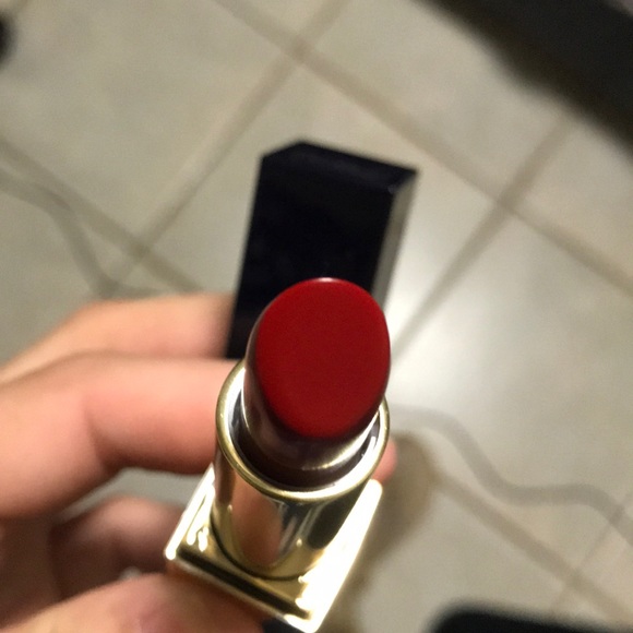 Brand new Estee Lauder Red Lipstick - Picture 7 of 7